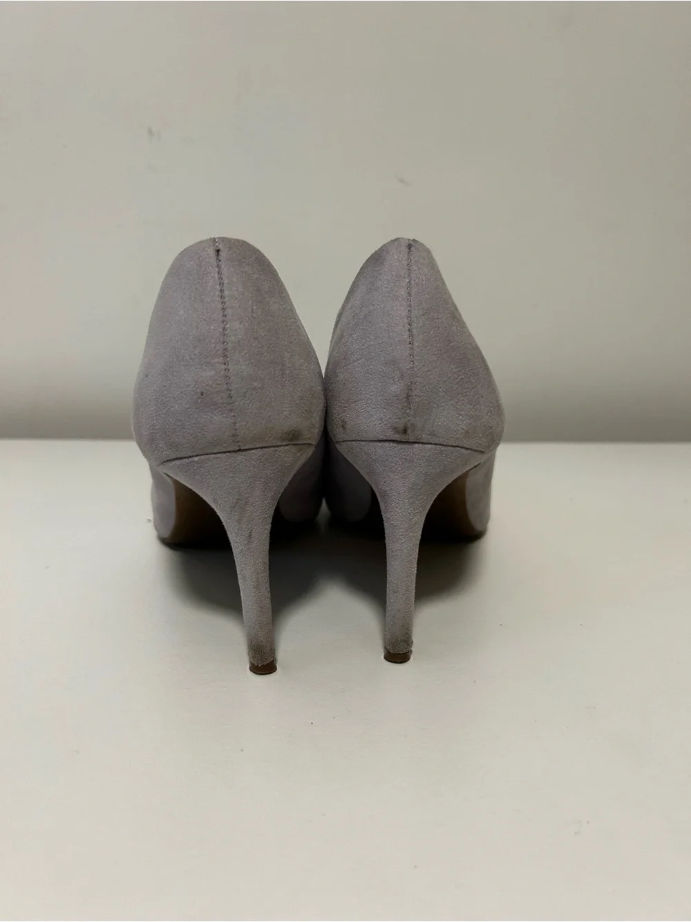 Kelly & Katie Dusty Lavender Suede Pointed-Toe Pumps
